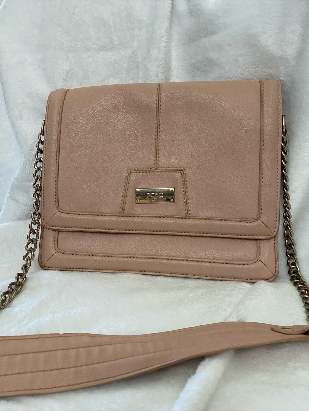 BCBG Blush Pebbled  Leather Shoulder Bag with Gold Chain